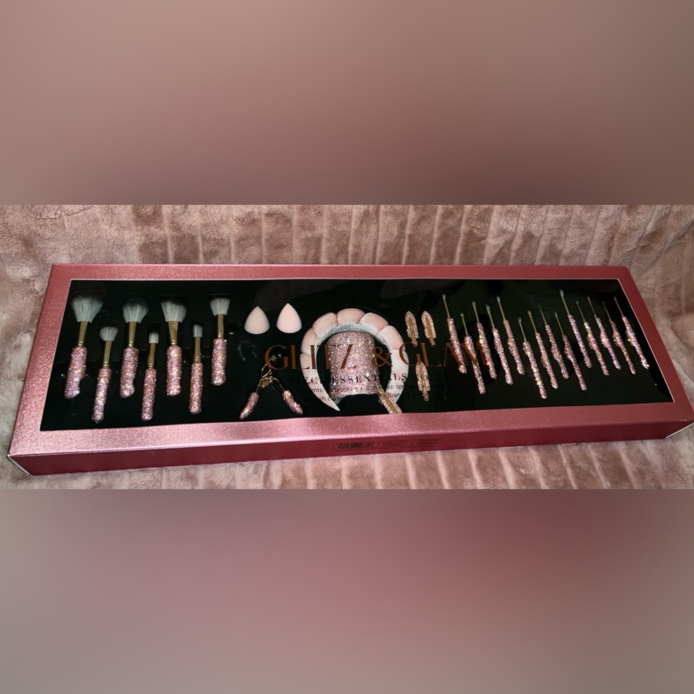 Glitz & Glam Makeup Brush Set